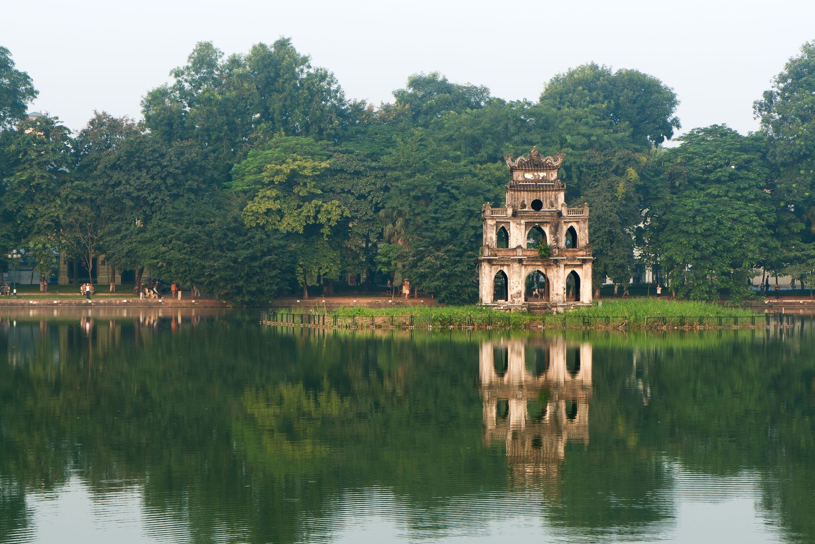 Vé máy bay giá rẻ đi Hà Nội